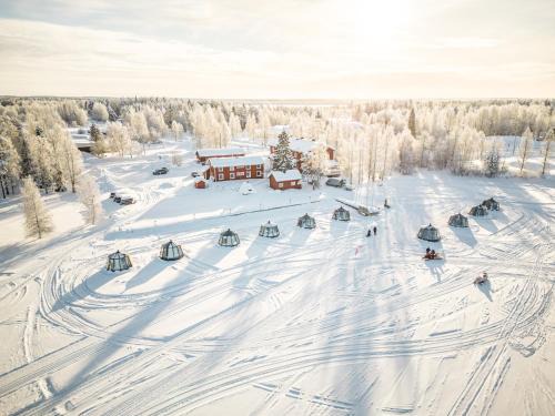 Ranua Hotel | Arctic Guesthouse & Igloos