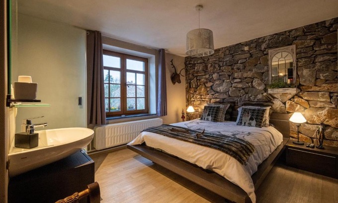 Marche-en-Famenne Bed & Breakfast | Ardennes Woods