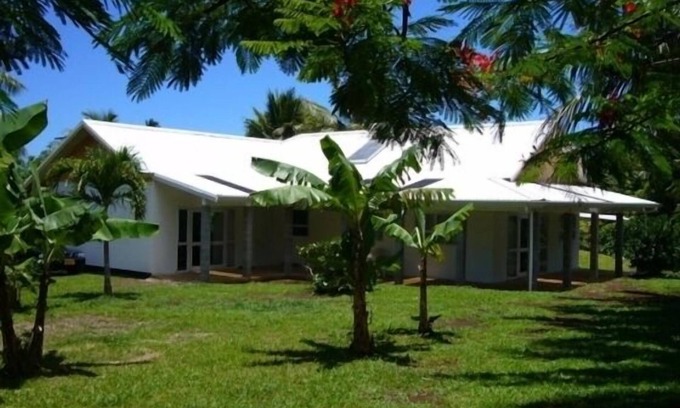 Muri House | Are Meika (Banana House)