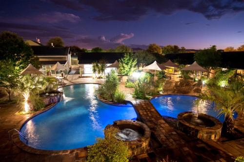 Windhoek Hotel | Arebbusch Travel Lodge