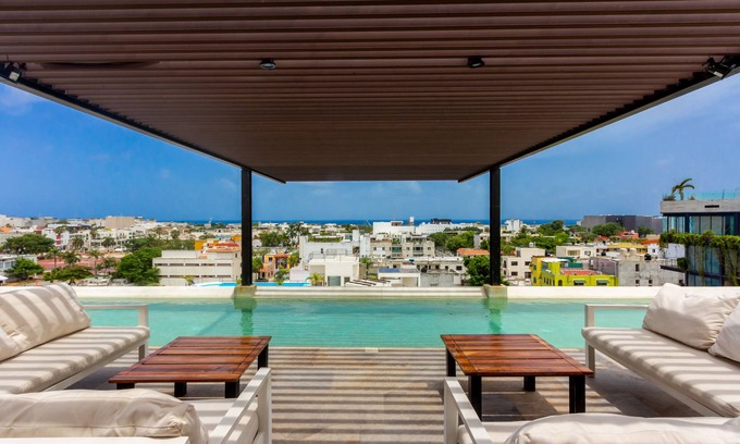 Centro Condo | Arenis amazing and spacious condo in the center of Playa del Carmen