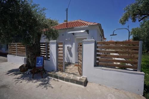 Skala Kallirachis House | Arete House