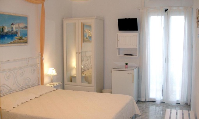Plaka House | Arethousa