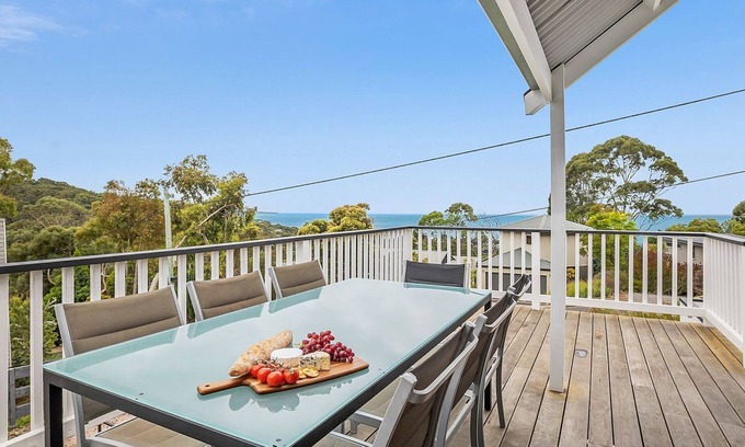 Lorne House | Argo - Family Fun, Table Tennis, Basketball, Air-Con, Unlimited WIFI!