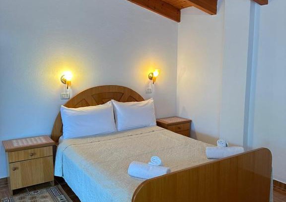 Orikum House | Ari's cozy rooms, Llogara
