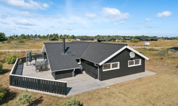 Hirtshals House | "Aria" - 1.2km from the sea by Interhome