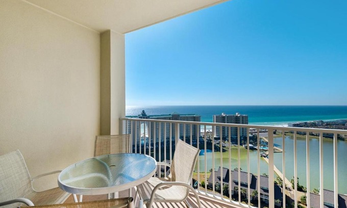 Miramar Beach Apartment | Ariel Dunes II 2006