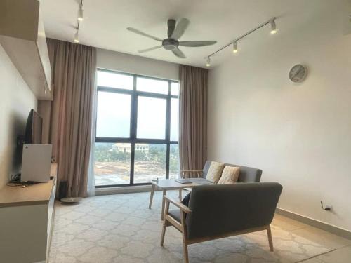 Putrajaya Apartment | Arinara Homestay Near IOI City Mall Putrajaya 3R2B 5-6Pax at Conezion Residence