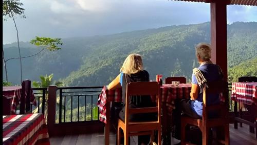Munduk House | Aris Homestay and Warung Made