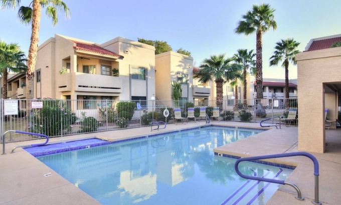 East Mesa Condo | Arizona Sunshine Condo overlooking the Pool/Hot Tub! Pets Welcome!