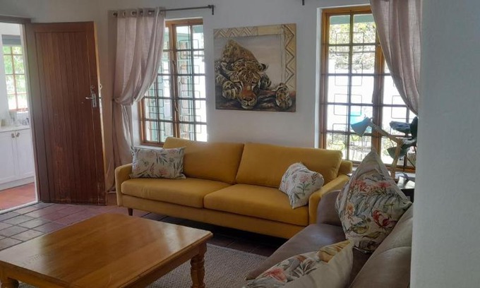 Stellenbosch House | Arkelshoek Cottages