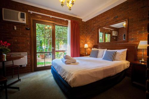Beechworth Hotel | Armour Motor Inn
