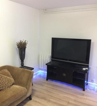 Arnouville Apartment | Arnouville château