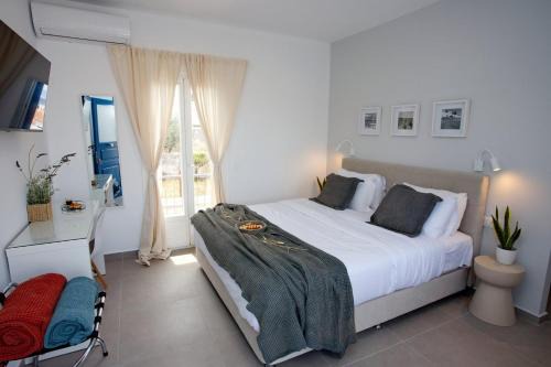 Spetses Apartment | Arourahomes Spetses Town Suites