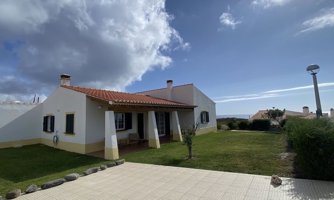 Aljezur Villa | Arrifana Beach Break