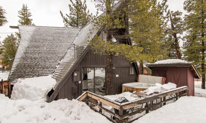 Tahoe Paradise House | Arrowhead Escape