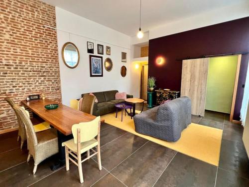 Saint-Laurent Apartment | Art Loft -Opéra, Saint-Lambert, Bueren
