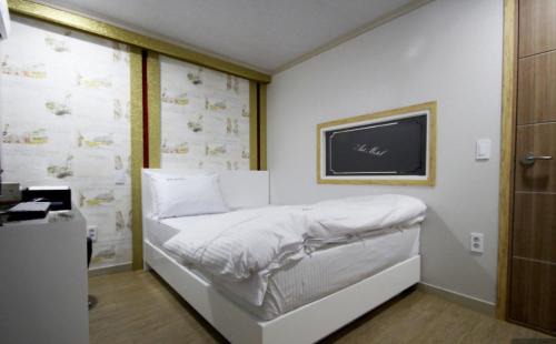 Jung-gu Hotel | Art motel