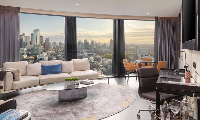 Old Street Hotel | art'otel London Hoxton powered by Radisson Hotels