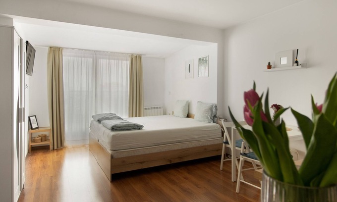 Studentski Grad Apartment | Art Studio Studentski Grad Sofia