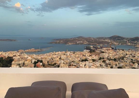 Ano Siros House | ArtdecoSyros Superior