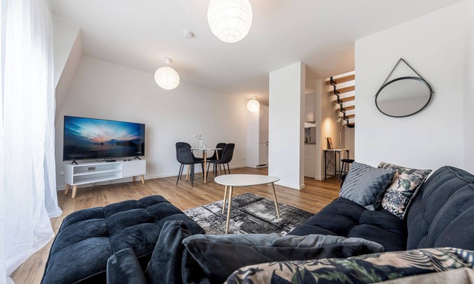 Hockenheim Apartment | Artdesign - Box Spring - Netflix - Zwischen MA und HD - Netflix - 8 Personen