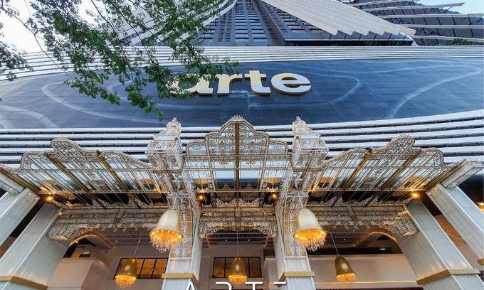 Kuala Lumpur Apartment | Arte Mont Kiara Luxury Suite with Heated Jacuzzi Pods - Free Parking - Next to MITEC- by The Stay Hub