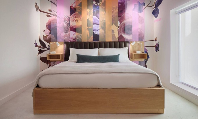 Kennett Square Hotel | Artelo