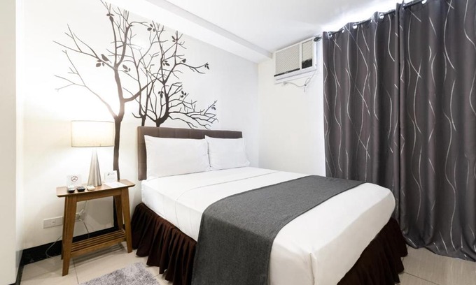 Palanan Hotel | Artemis Place Makati Hotel