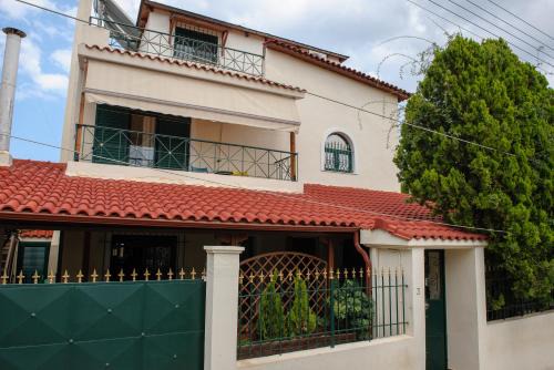 Spata-Artemida Apartment | Artemis Sunrise