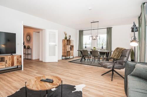 Bockum Apartment | Artful Stay for 4