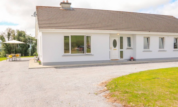 Killarney House | ARTIGALLIVAN, family friendly in Killarney, County Kerry