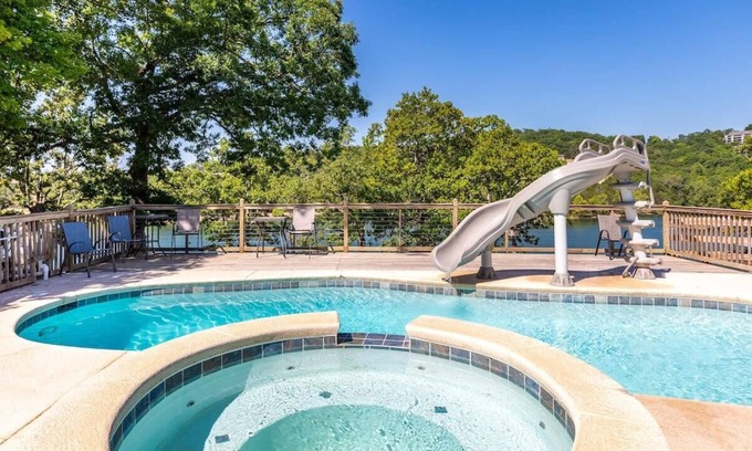 Indian Point Cabin | Artilla Cove Cabin 1- Lakeside - Pool & Hot Tub!