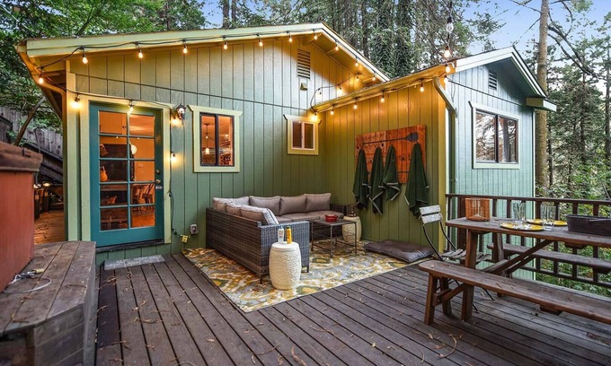 Guerneville Cabin | Artist's Perch ~ Private Retreat owned by Artists, Stylish Attention to Detail
