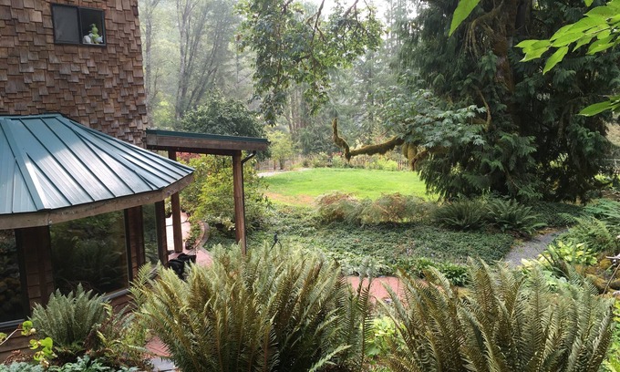 Concrete House | Artistic Comfort at North Cascades EcoGarden! -Non-toxic -see below