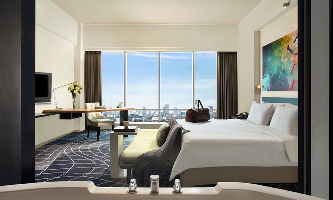 Wonokromo Hotel | Artotel TS Suites Surabaya