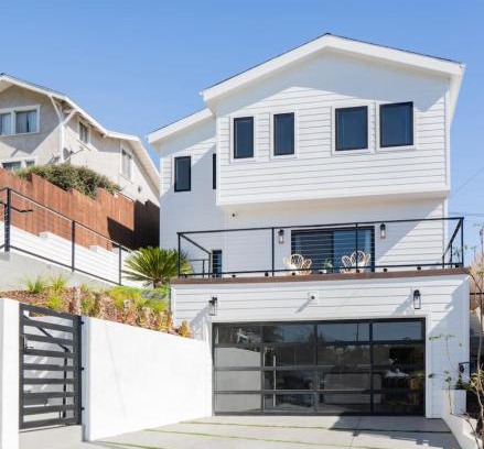 Los Angeles House | ArtsDistrictDtLA-2022 BUILT WithVIEWS WD - GARAGE