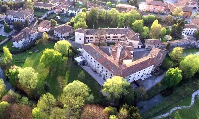 Strassoldo House | "Artuico" with garden in the castle