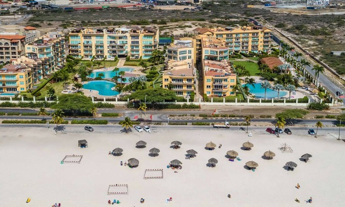 Oranjestad-West Condo | Aruba Oceania Beach Resort 3bd3ba Penthouse, Private rooftop terrace, Hot Tub