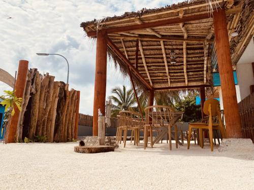 Hanimaadhoo Hotel | Arutha Resorts Ocho Lux by Eight Continents