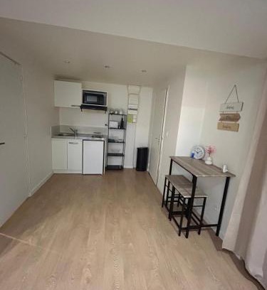 Reims Apartment | AS app
