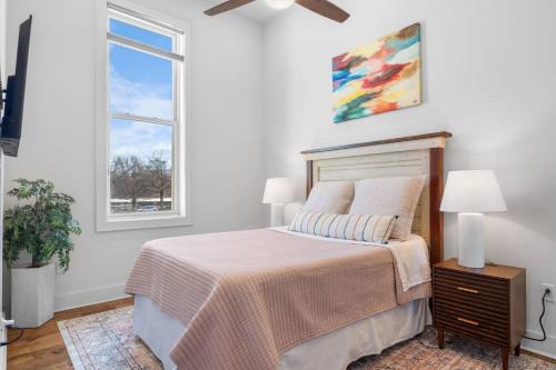 Downtown Knoxville Apartment | As Good as It Gets - 1st Floor Downtown KNX