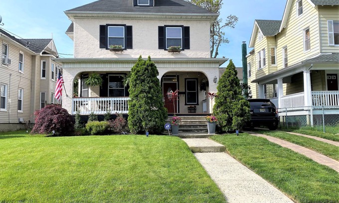 Asbury Park House | Asbury Park - Best Location - Short walk to beach and downtown!
