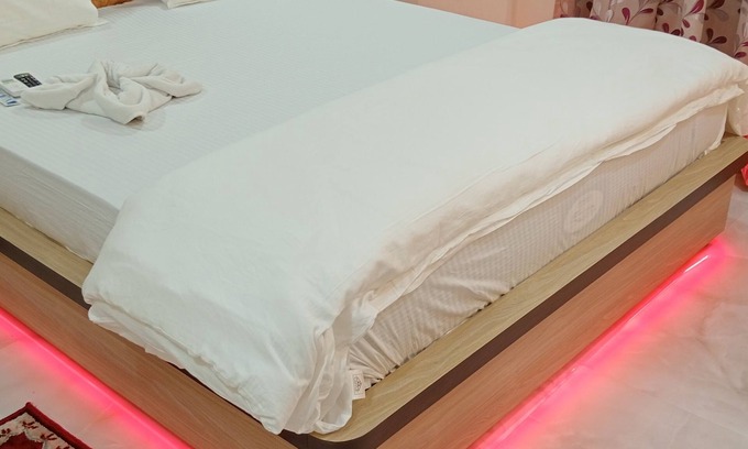 Sector II Hotel | Asha Inn