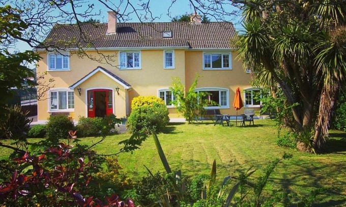 Dingle Bed & Breakfast | Ashe's Accommodation