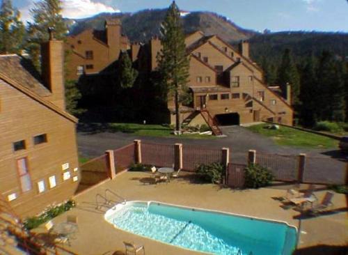Mammoth Lakes Apartment | Aspen Creek by 101 Great Escapes