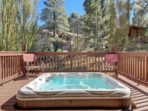 Flagstaff House | Aspen Ridge Lodge with private Hot Tub