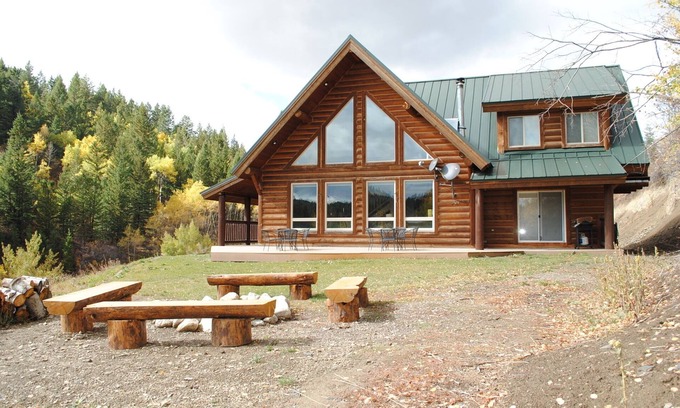 Soda Springs Cabin | Aspen Ridge - Scenic Mountain Cabin Retreat that Borders Nat'l Forest