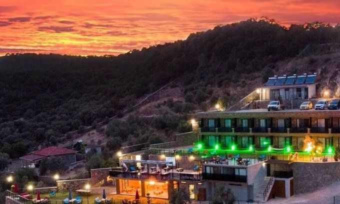 Ayvacik Hotel | Assos Derin Mavi