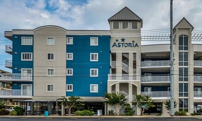 Midtown Ocean City Condo | Astoria's Sea-Cret Spacious 3 All suites bedroom 200 yards from the Beach